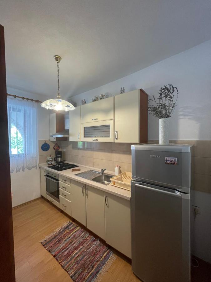 Apartment Benky Pićan Екстериор снимка